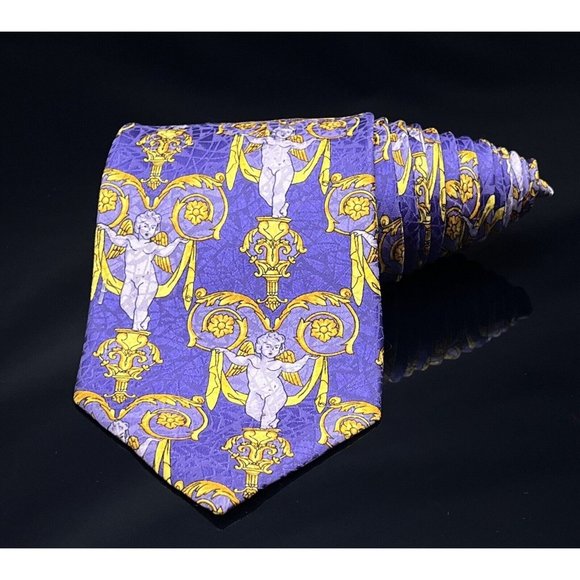 Gianni Versace tie. Cherub print with gold accents. Stunning 90s Tie Extra Long - Picture 2 of 5
